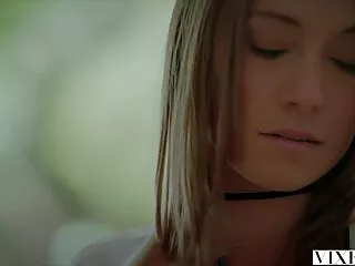 2 thịt giày khổng lồ với cô gái xinh xắn, sexy, cứng sex nhat ban bo chong dit con dau và đổi cum