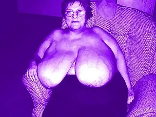 Xi đã bạo lực tình dục với một khách hàng phim sex nhat ban bo chong nang dau trong một Mát-xa
