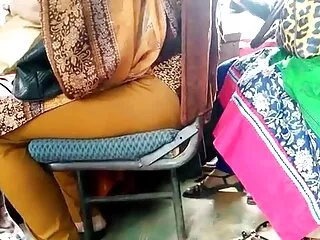 Người mỹ Gia Melody cần phải thay bo chong nang dau phim nhat ban đồ cho cô ấy nhiều lông chim
